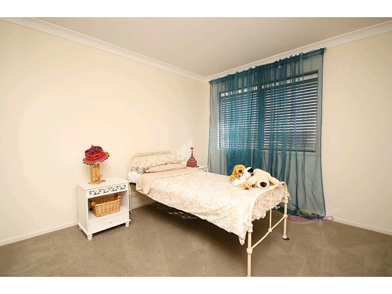 2A Pfingst Road, Wavell Heights QLD 4012