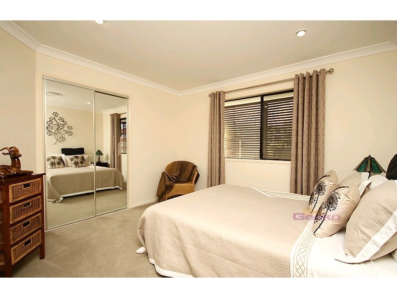 2A Pfingst Road, Wavell Heights QLD 4012