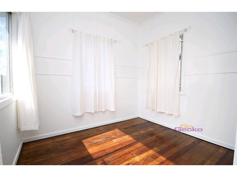 22 Parker Avenue, Northgate QLD 4013