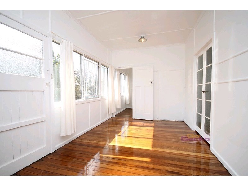 22 Parker Avenue, Northgate QLD 4013