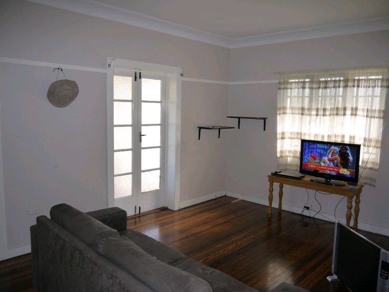 56 Hedley Avenue, Nundah QLD 4012