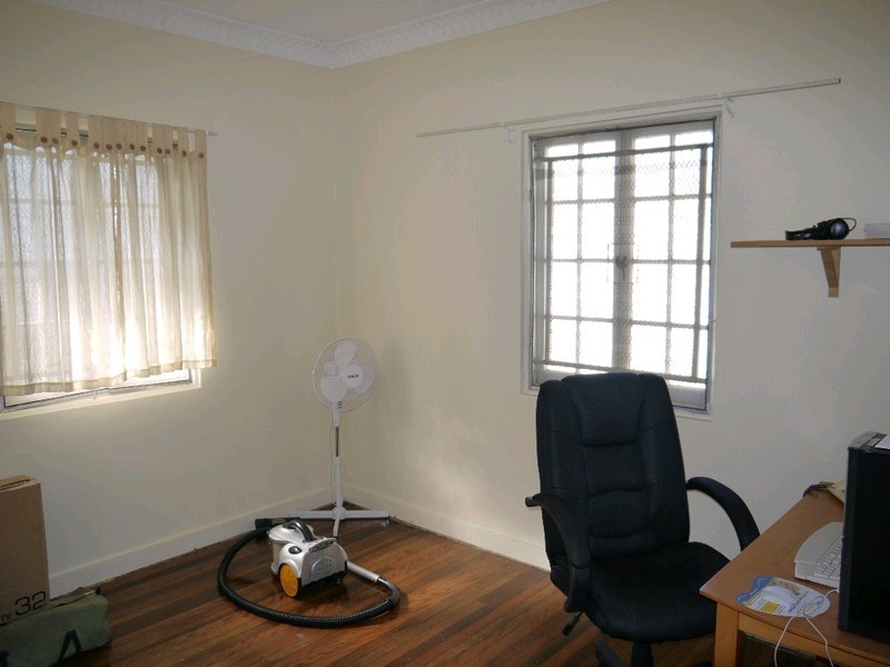 56 Hedley Avenue, Nundah QLD 4012