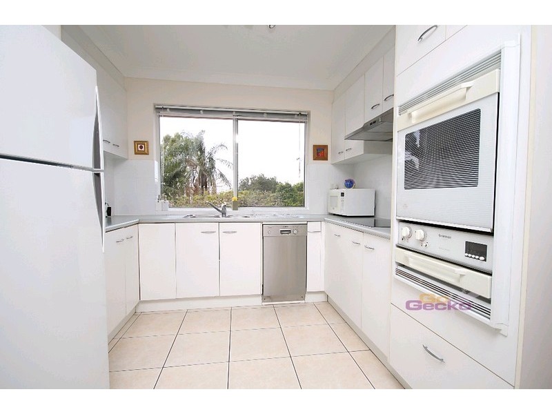 8/294 Kent Street, Newstead QLD 4006