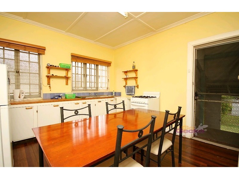 56 Hedley Avenue, Nundah QLD 4012