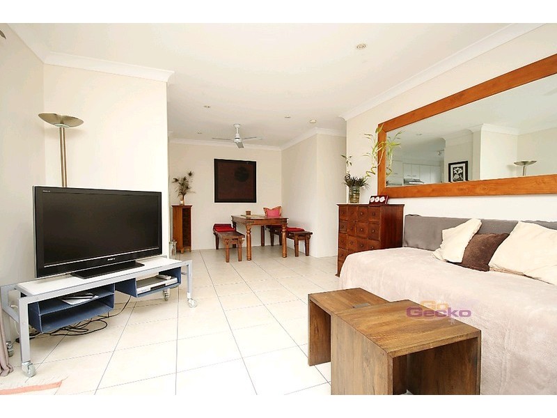 8/294 Kent Street, Newstead QLD 4006