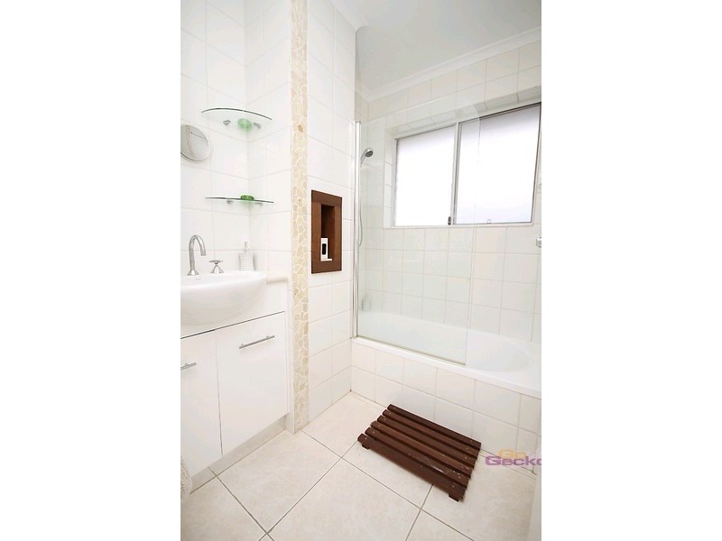 8/294 Kent Street, Newstead QLD 4006