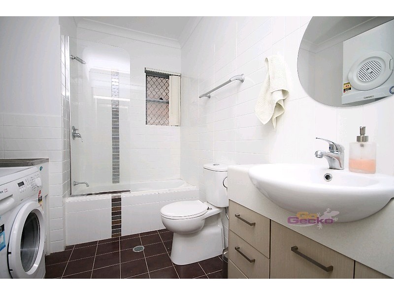 4/35 Rode Road, Wavell Heights QLD 4012