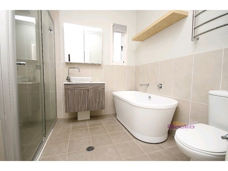 32 Derby Street, Coorparoo QLD 4151