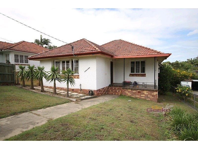 130 Hamilton Road, Wavell Heights QLD 4012