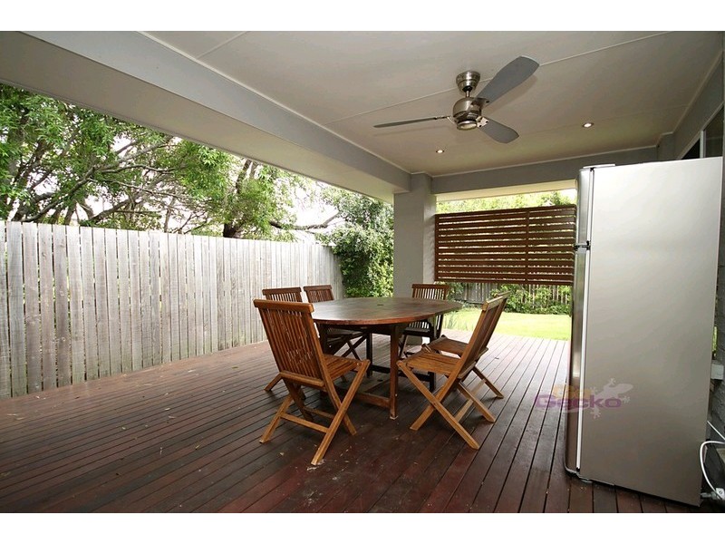 43 Chaseley Street, Nudgee Beach QLD 4014