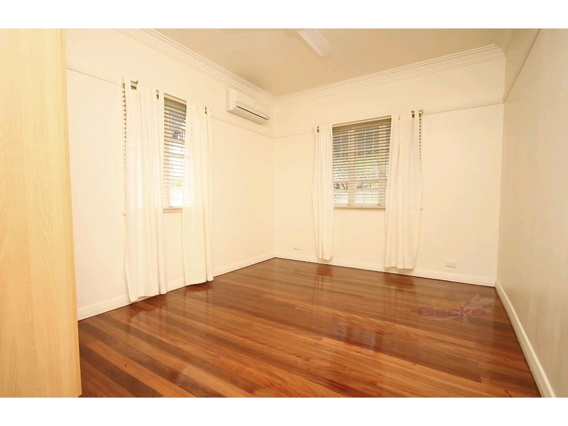 74 Pateena Street, Stafford QLD 4053