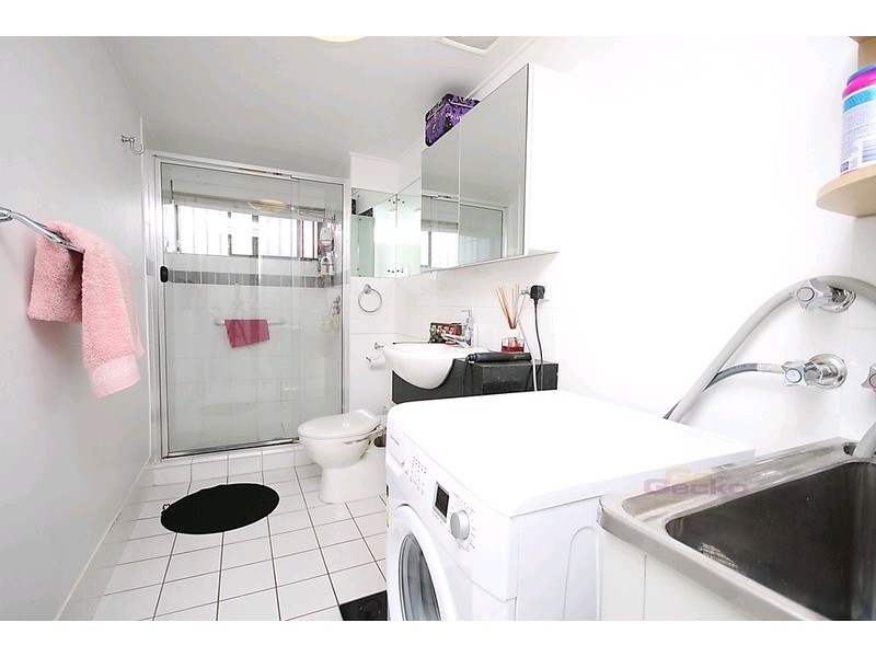 2/30 Whish Street, Windsor QLD 4030