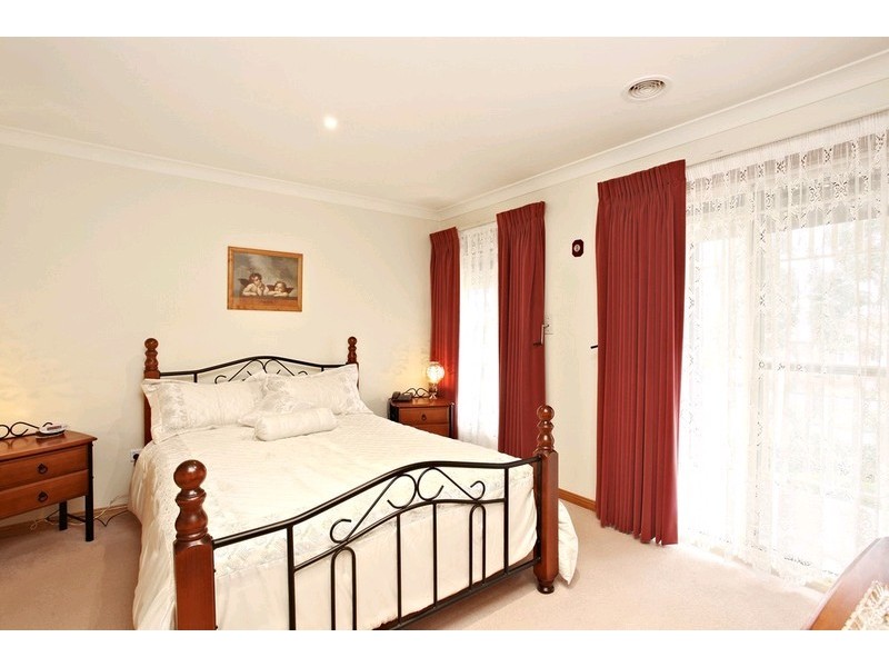 17G Hughes Parade, Reservoir VIC 3073