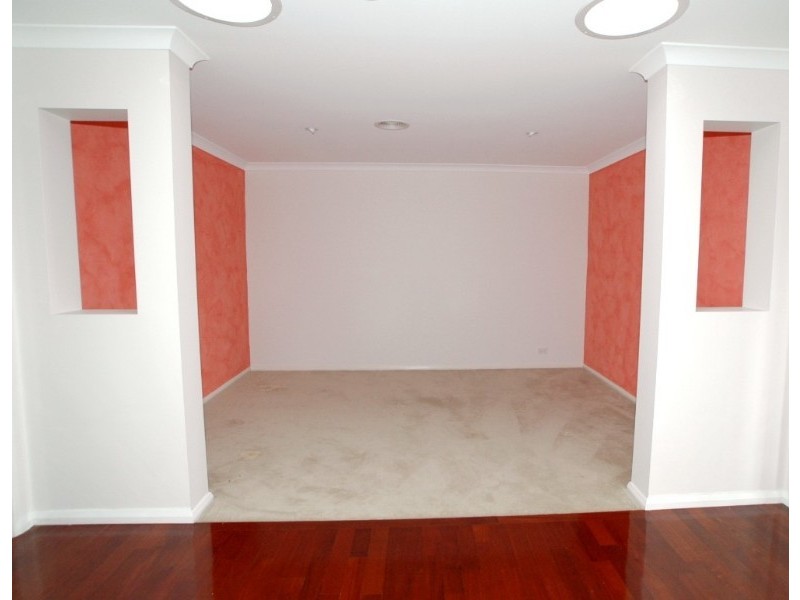 30 Pindari Crescent, Queanbeyan NSW 2620