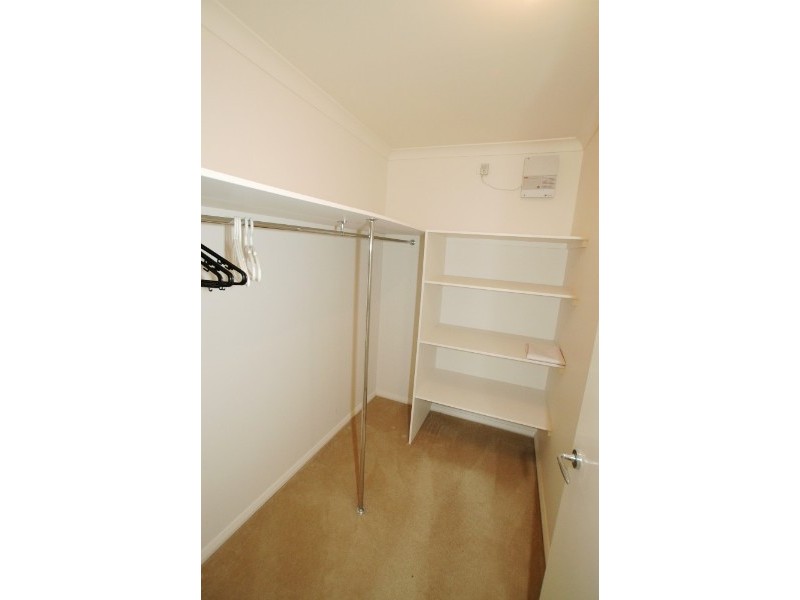 30 Pindari Crescent, Queanbeyan NSW 2620