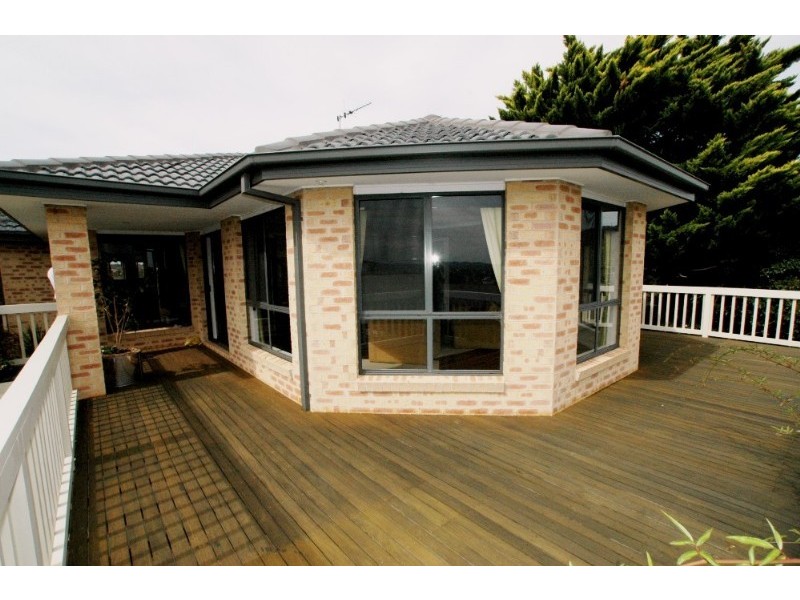 30 Pindari Crescent, Queanbeyan NSW 2620