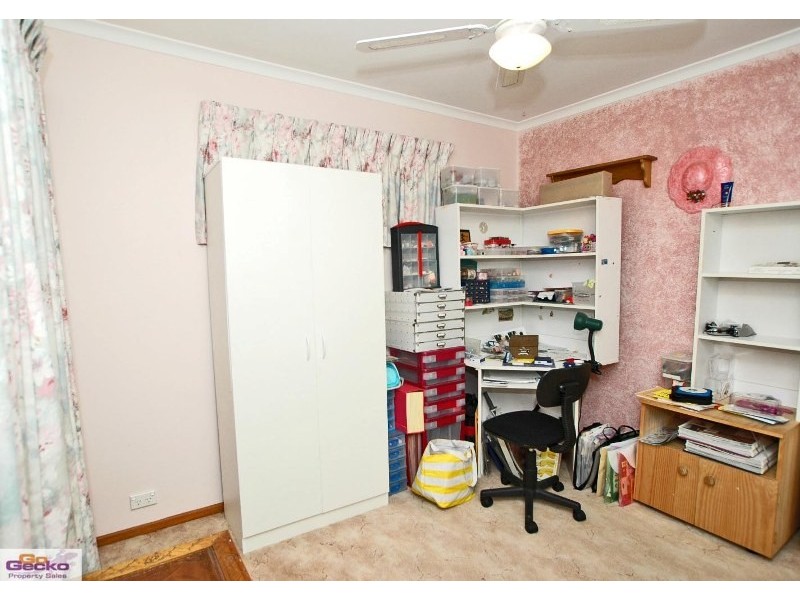 4 Weir Place, Queanbeyan NSW 2620