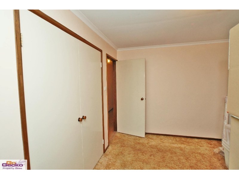 4 Weir Place, Queanbeyan NSW 2620