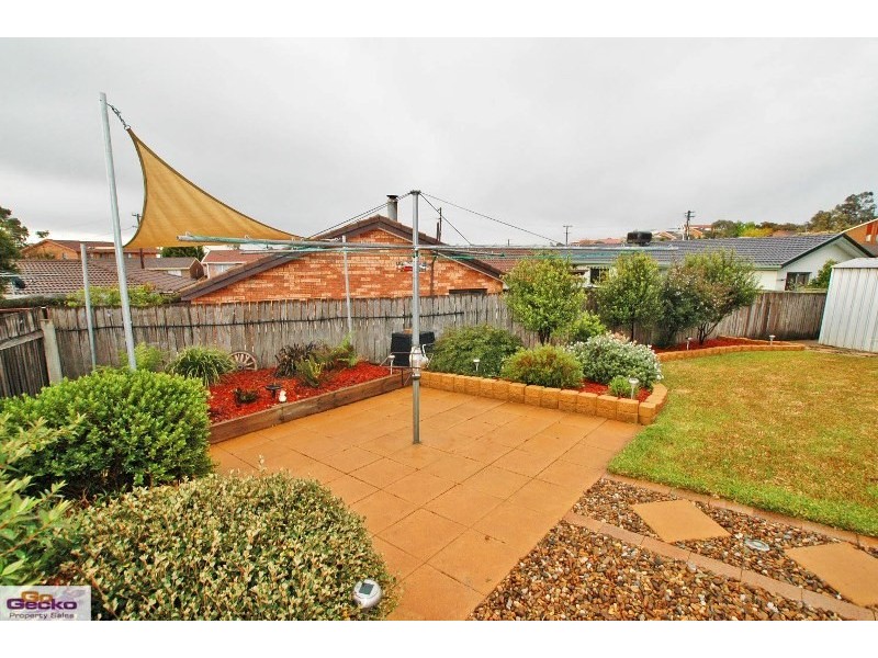 4 Weir Place, Queanbeyan NSW 2620