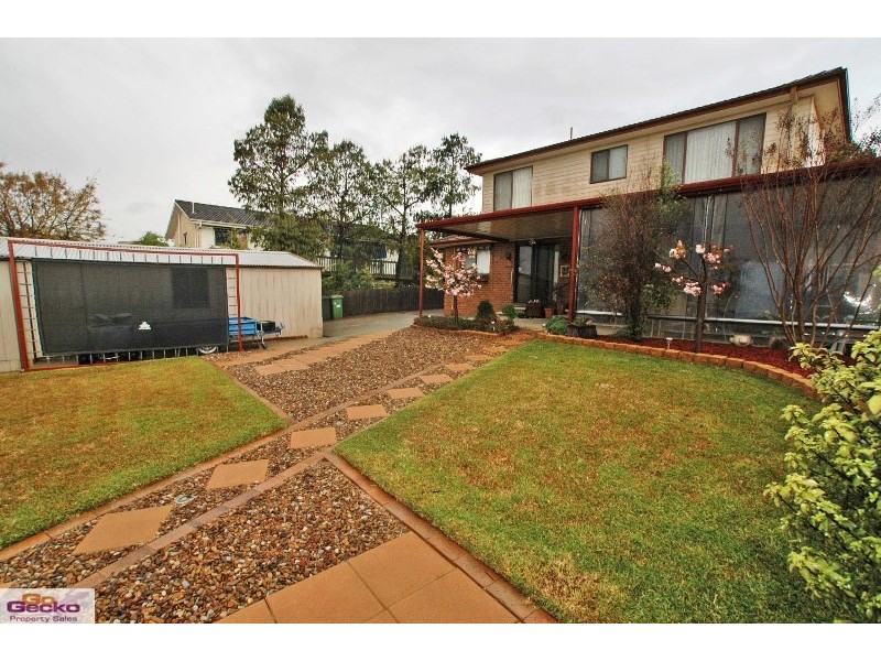 4 Weir Place, Queanbeyan NSW 2620