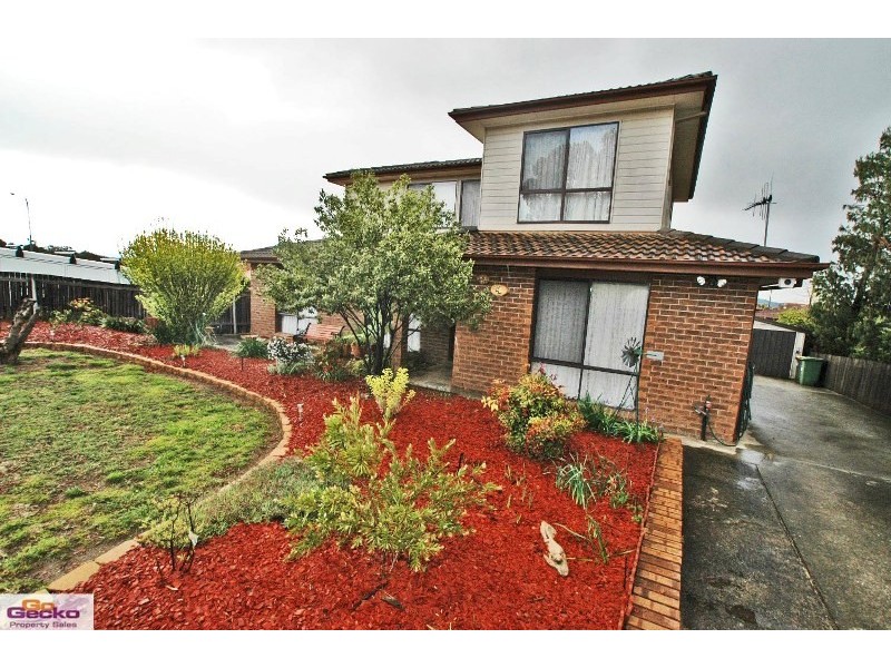 4 Weir Place, Queanbeyan NSW 2620