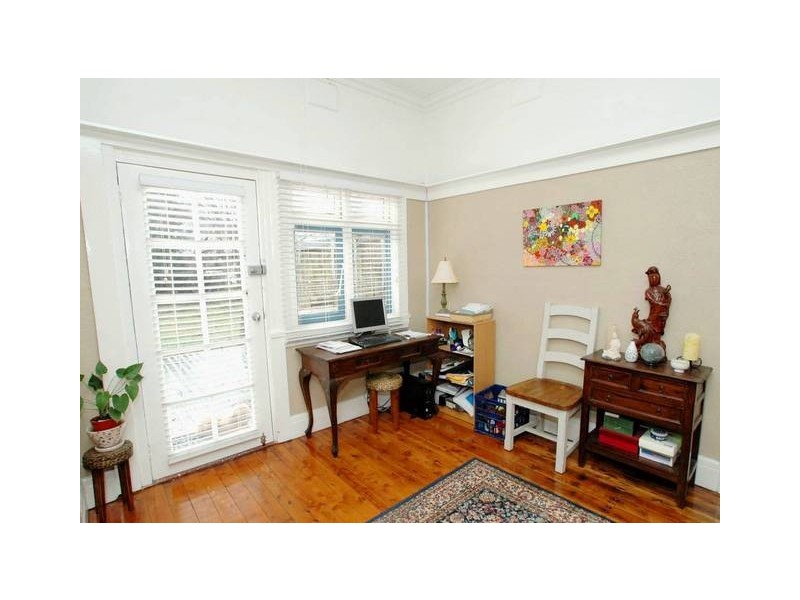 30 Kathleen Street, Queanbeyan NSW 2620