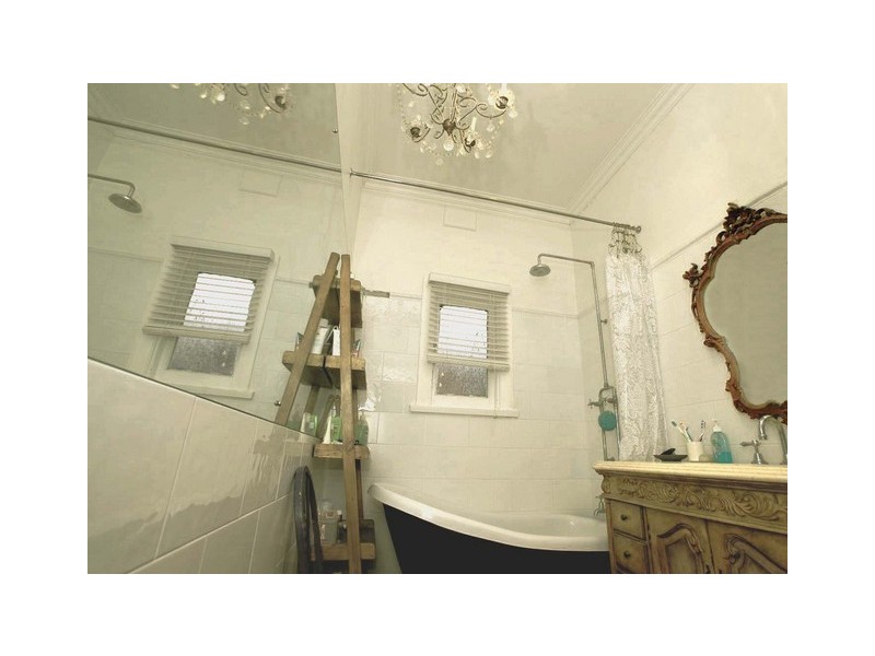 30 Kathleen Street, Queanbeyan NSW 2620