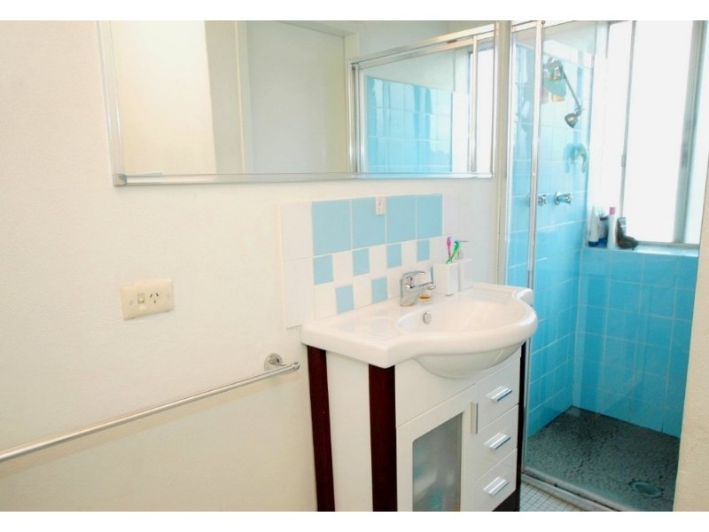 1/18 Trinculo Place, Queanbeyan NSW 2620