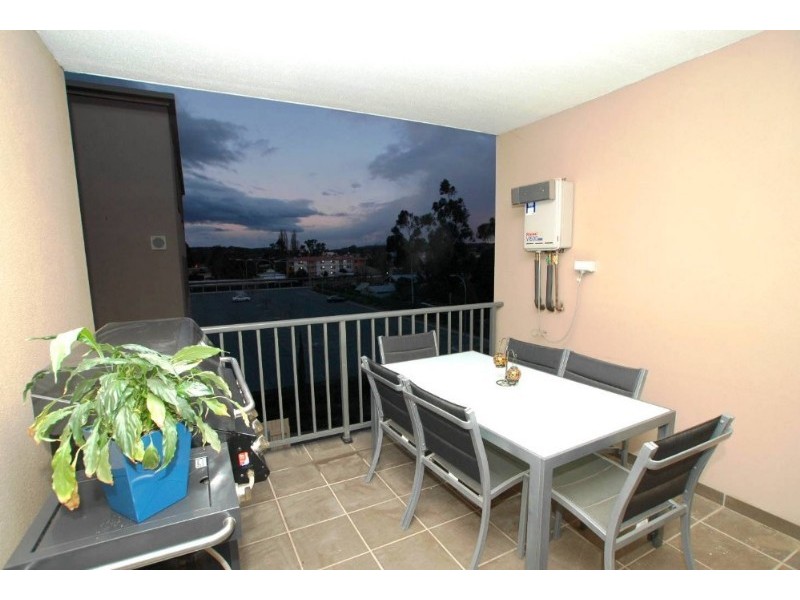 9/43 Antill Street, Queanbeyan NSW 2620