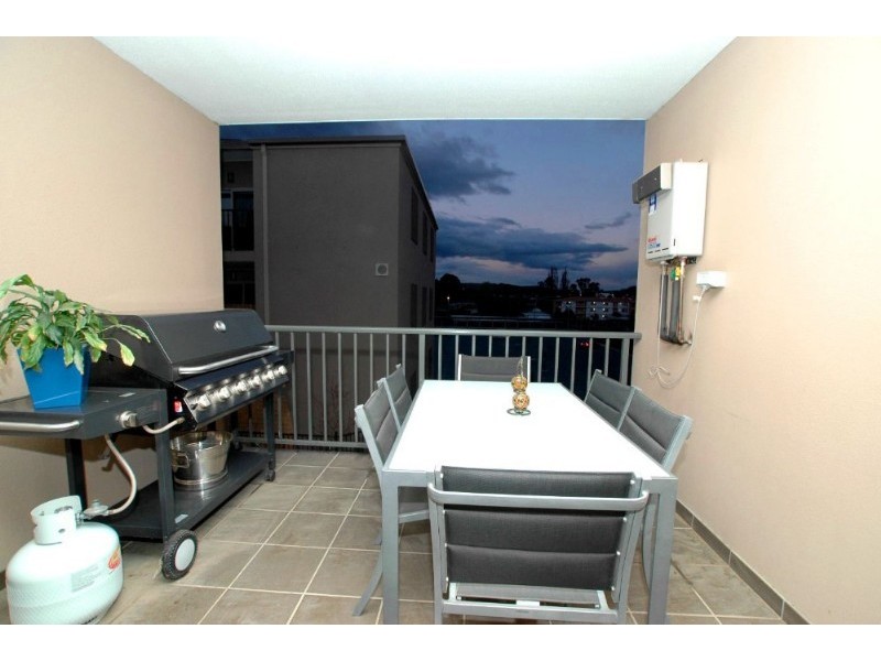 9/43 Antill Street, Queanbeyan NSW 2620