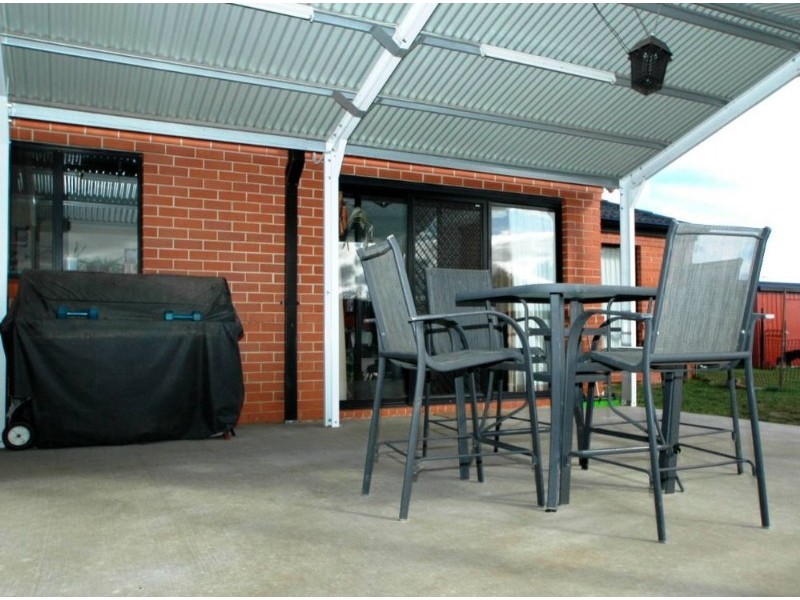 2 Birch Drive, Bungendore NSW 2621