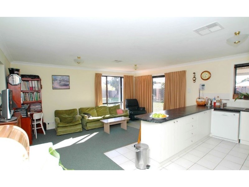 2 Birch Drive, Bungendore NSW 2621
