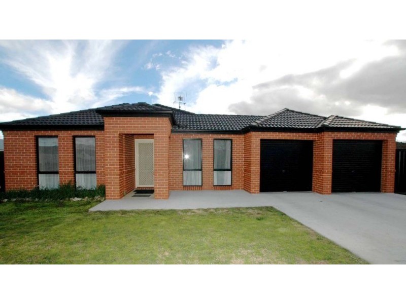 2 Birch Drive, Bungendore NSW 2621