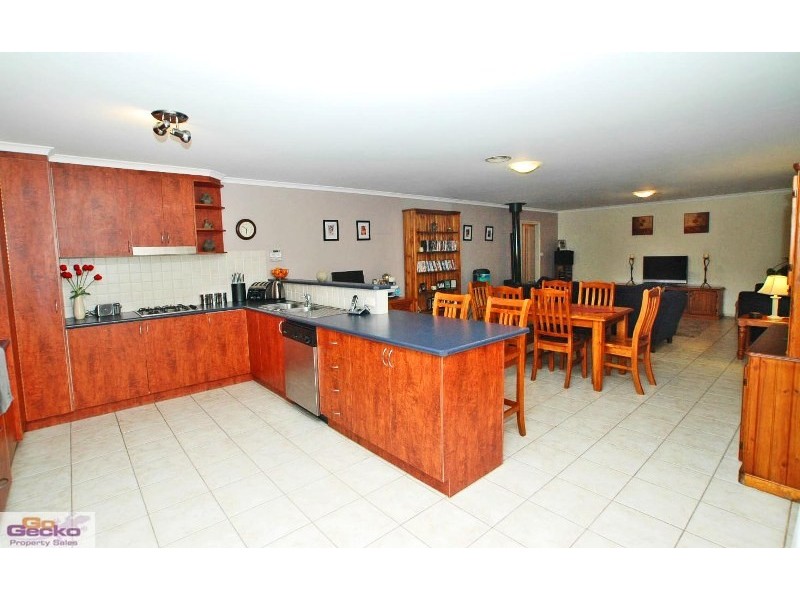 3 Euroka Place, Jerrabomberra NSW 2619