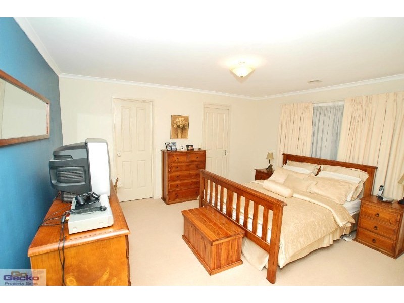 3 Euroka Place, Jerrabomberra NSW 2619