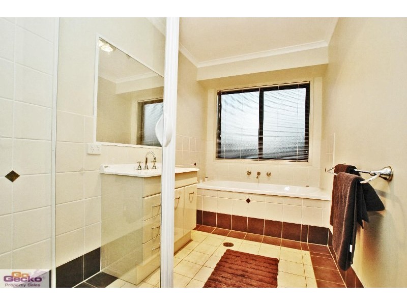 3 Euroka Place, Jerrabomberra NSW 2619