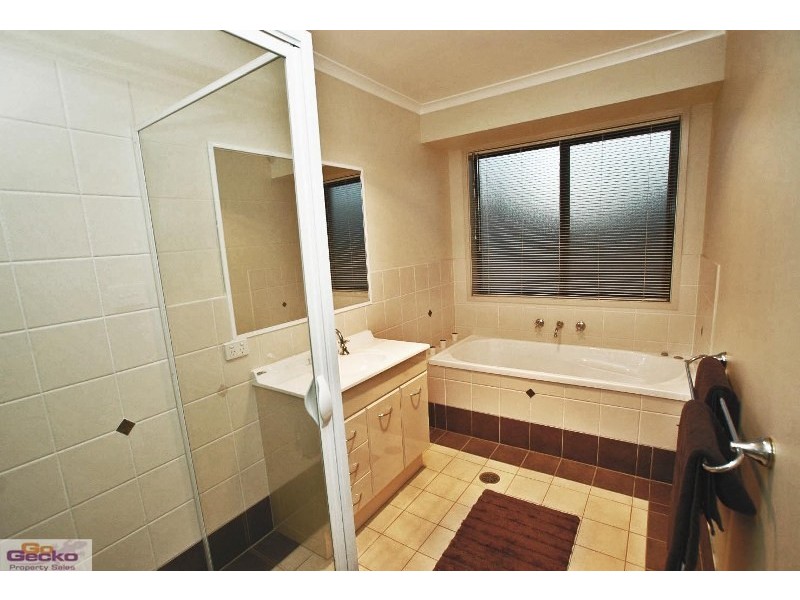 3 Euroka Place, Jerrabomberra NSW 2619