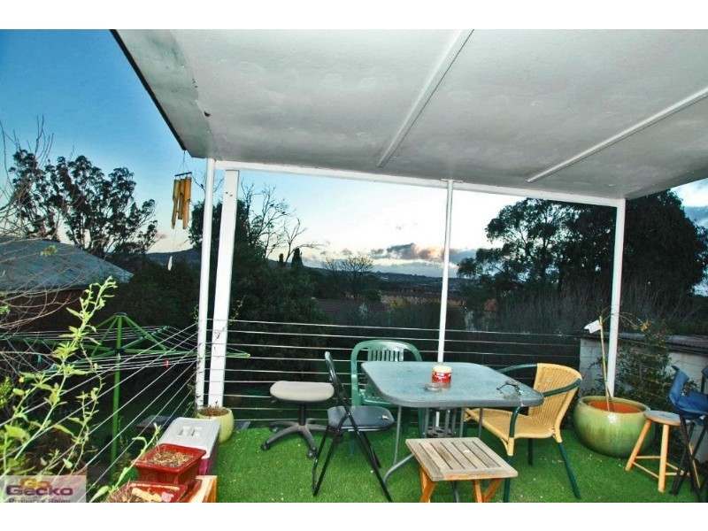 8 O’Neill Street, Queanbeyan NSW 2620