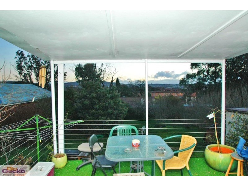 8 O’Neill Street, Queanbeyan NSW 2620