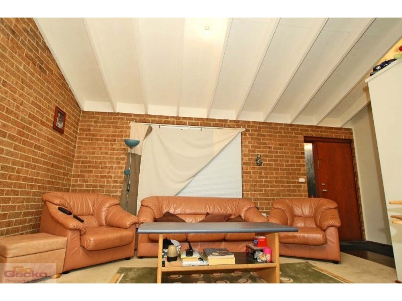 5/30 Mowatt Street, Queanbeyan NSW 2620