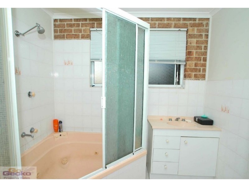 5/30 Mowatt Street, Queanbeyan NSW 2620
