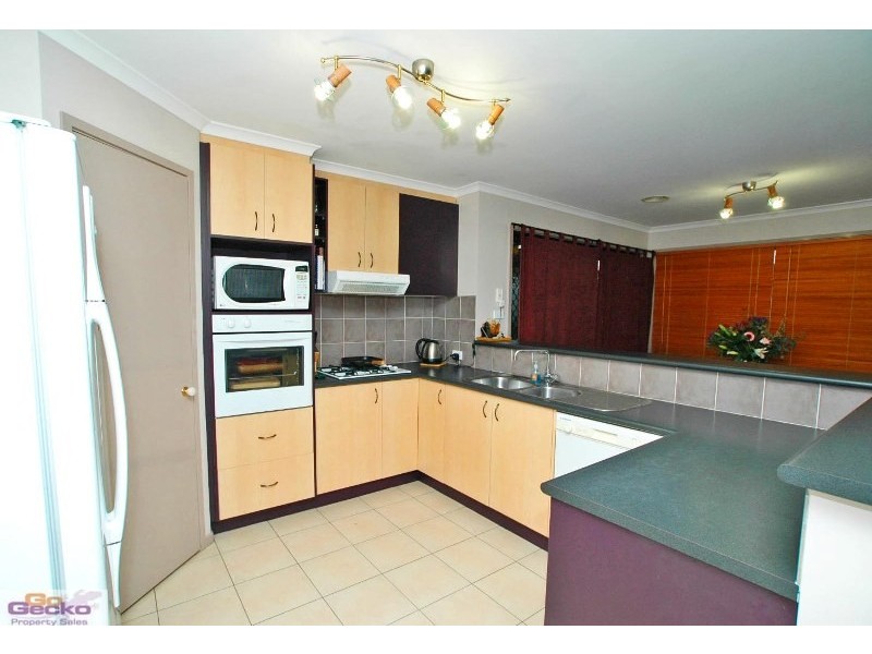 67 Thomas Royal Gardens, Queanbeyan NSW 2620