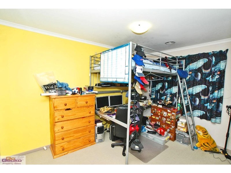 67 Thomas Royal Gardens, Queanbeyan NSW 2620