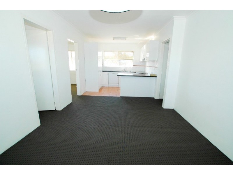 17/67 MacQuoid Street, Queanbeyan NSW 2620