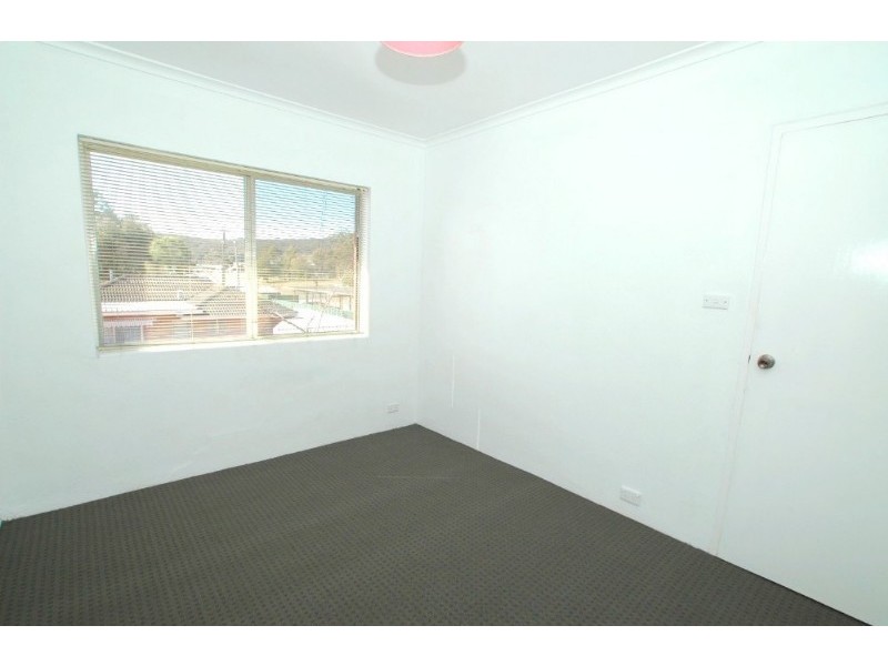 17/67 MacQuoid Street, Queanbeyan NSW 2620