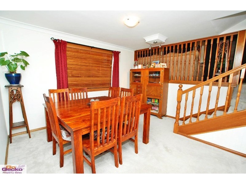 33 Sassafras Crescent, Queanbeyan NSW 2620