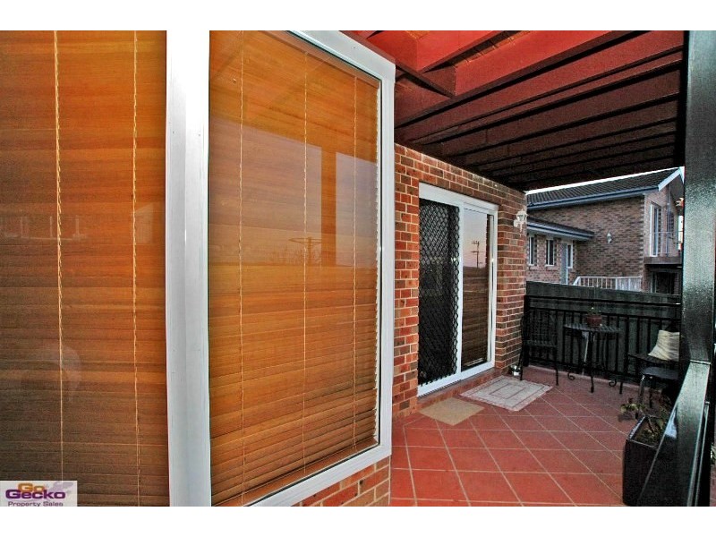 33 Sassafras Crescent, Queanbeyan NSW 2620