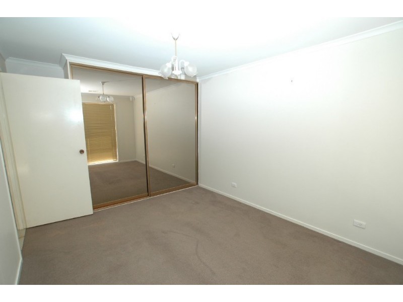 48 Banksia Crescent, Queanbeyan NSW 2620