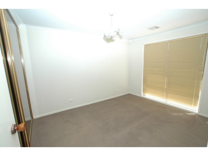 48 Banksia Crescent, Queanbeyan NSW 2620