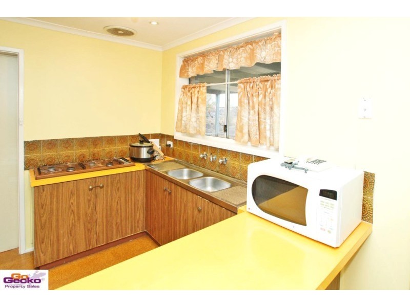 8 Kinsella Street, Queanbeyan NSW 2620